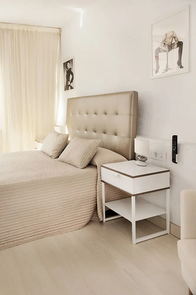 Casa Rainbow Sitges Adults Only Hotel