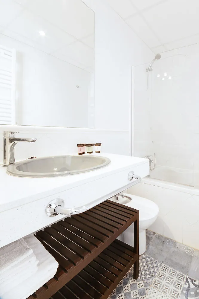 Casa Rainbow Sitges Adults Only Hotel