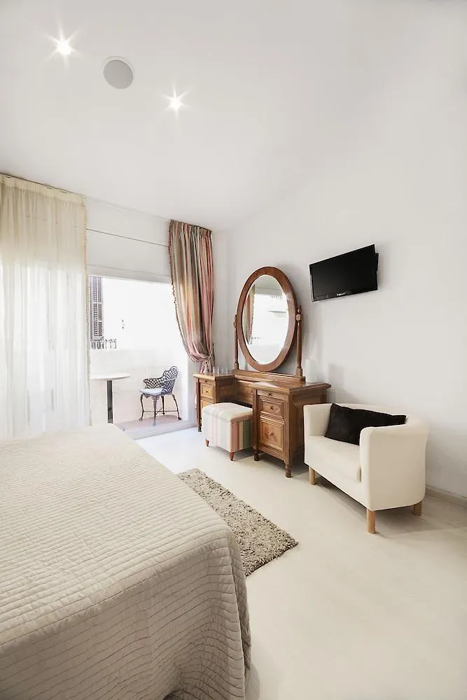 Casa Rainbow Sitges Adults Only Hotel